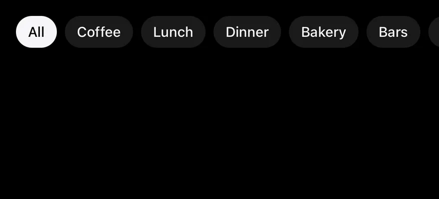 Chip (group scrollable) on iOS in dark mode